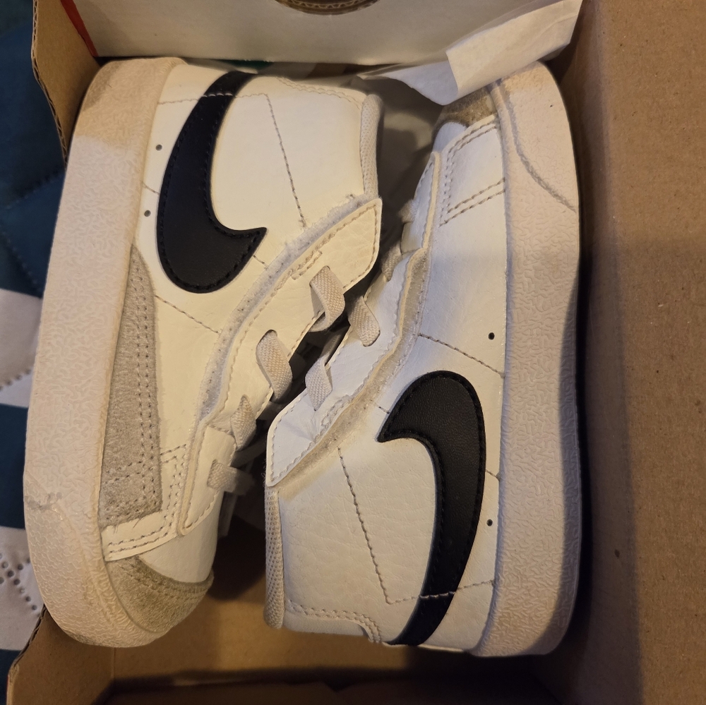 Nike blazer mid 77 Sz 8c Toddlers
